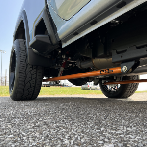 Chevrolet Silverado HD Suspension Traction Bar Kit - Wehrli - 60 in. RockJock Johnny Joints - WCFab Grey - `20-`25