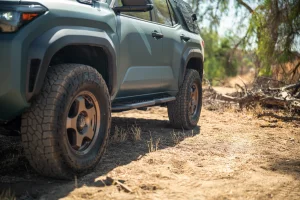 Toyota 4Runner Side Steps - OE Plus - DV8 - 2025+