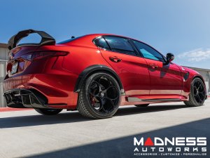 Alfa Romeo Giulia Quadrifoglio GTAm Conversion Kit by PariS'5 GaraGe - Side Skirts - Carbon Fiber
