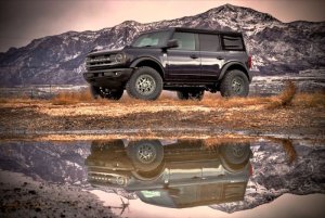 Ford Bronco Lift Kit - 2" Front 2.5" Rear SST Kit - ReadyLIFT Suspensions - Non-Sasquatch Package Ford Bronco Lift Kit - 2" Front 2.5" Rear SST Kit - ReadyLIFT Suspensions - Non-Sasquatch Package