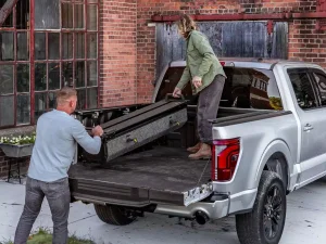 Chevrolet Silverado 1500 Retractable Bed Cover - Retrax - RetraxPRO EZ-Off FRC-4000 - `19-`26