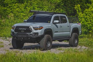 Toyota Tacoma Running Boards - Rough Country - OV2 - '16-'23