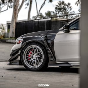 Honda Civic Type R Fenders - Seibon - Carbon Fiber - 20mm Widebody - `23+