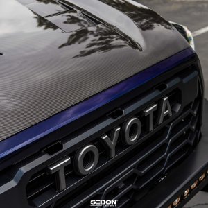 Toyota Sequoia Hood - Seibon - TS-Style - Carbon Fiber - `23+
