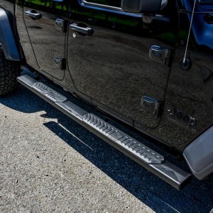 Jeep Gladiator Nerf Step Bars - Westin - R5 - Black - 2020+