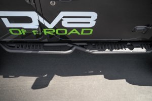 Jeep Wrangler JL Hinge Mounted Steps - DV8 Offroad - OE Plus - black - `18-`23