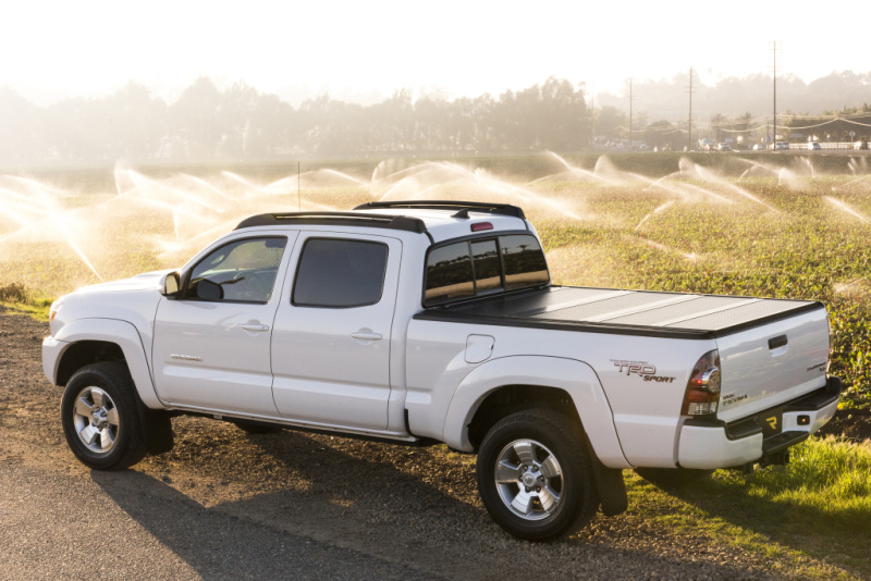 Nissan Titan Tonneau Cover - BAK - BAKFlip G2 - `07-`15