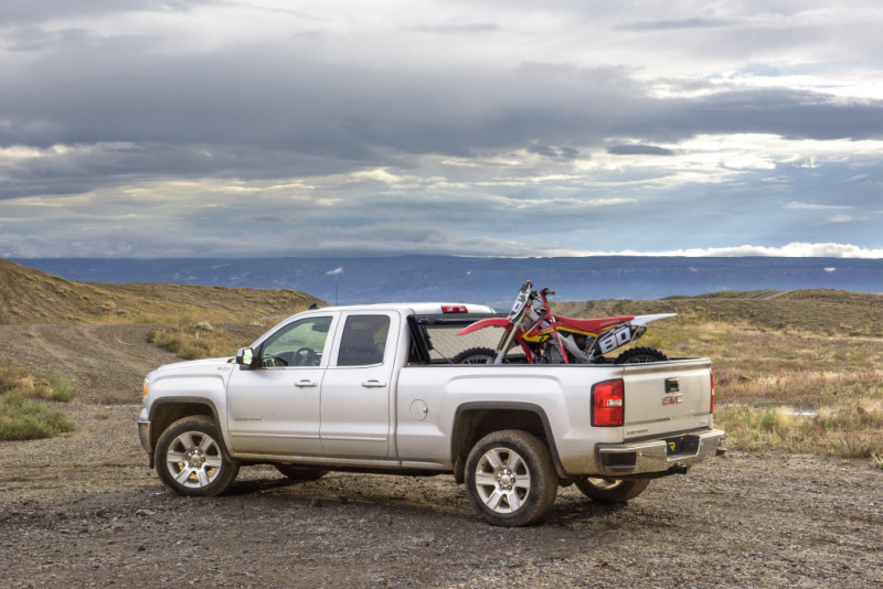 Chevrolet Silverado 2500 Tonneau Cover - BAK - BAKFlip F1 - `15-`20
