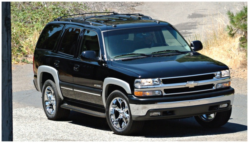 Chevrolet Tahoe Fender Flares - Front + Rear - Bushwacker - OE Style - Black - `00-`06