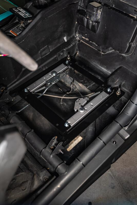 Mercedes-Benz E350 Brake Kit - Front - DFC - Geospec Rotors + 4000 HybriDynamic Pads - `03-`06