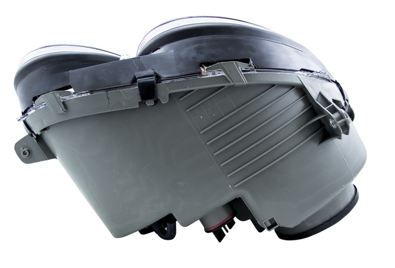 Mercedes-Benz CLK350 Headlight Assembly - Front - Hella - Halogen - 2006