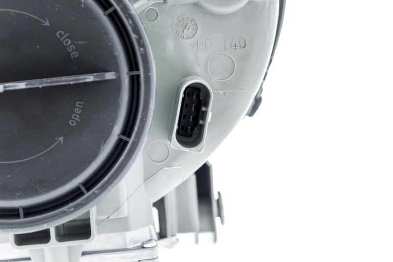 Mercedes-Benz CLK500 Headlight Assembly - Front - Hella - Halogen - 2006