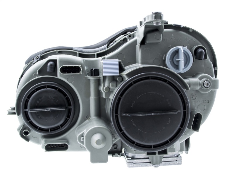 Mercedes-Benz CLK55 AMG Headlight Assembly - Front - Hella - Halogen - 2006