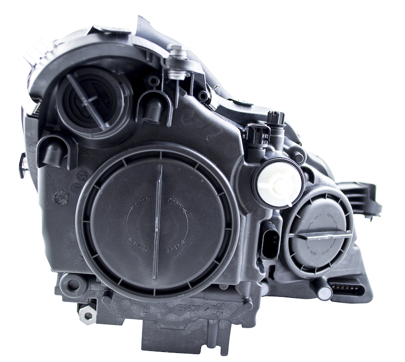 Mercedes-Benz CLS55 AMG Headlight Assembly - Front - Hella - Halogen - 2006