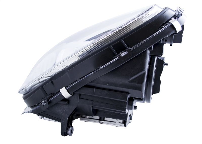 Mercedes-Benz CLS55 AMG Headlight Assemblies - Hella - Bi-Xenon - 2006