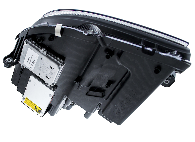 Mercedes-Benz CLS550 Headlight Assembly - Hella - Bi-Xenon - `07-`10