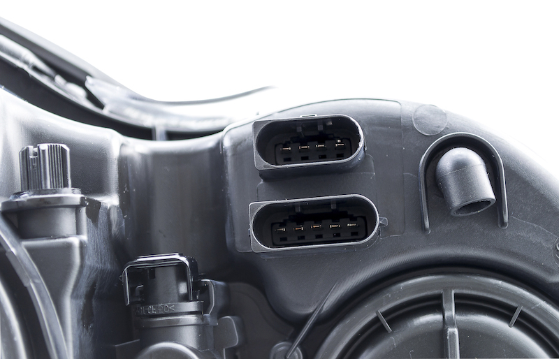 Mercedes-Benz CLK500 Headlight Assembly - Front - Hella - OE Replacement - `03-`06