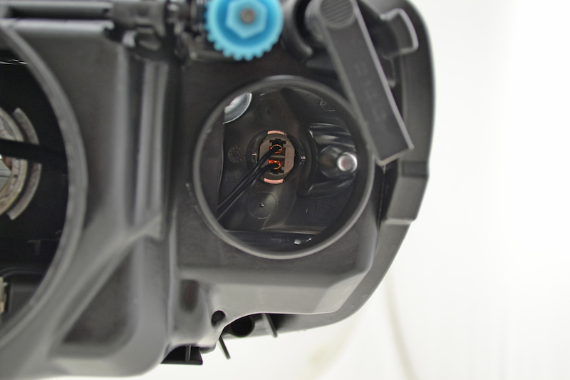 Volkswagen Touareg Xenon Headlamp - Hella - `08-`10