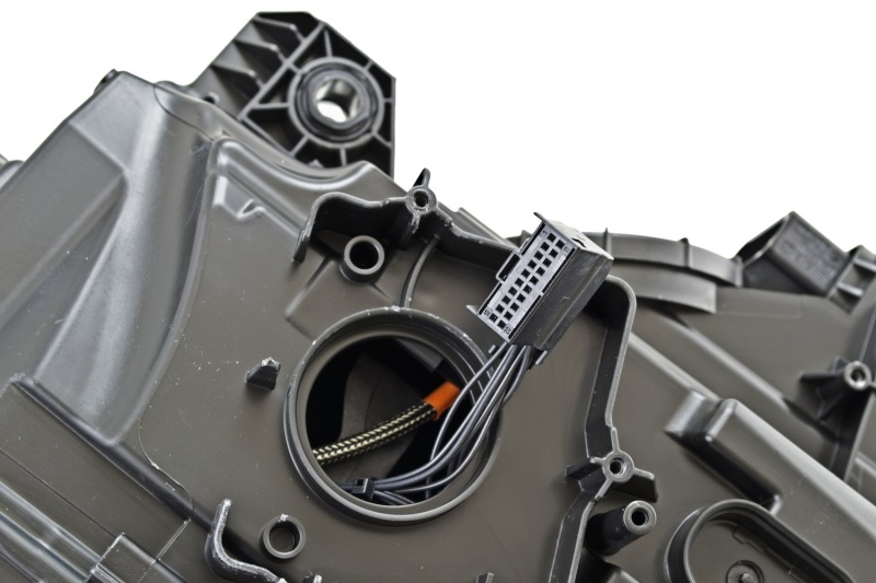 Audi A3 Quattro Headlight Assembly - Hella - Bi-Xenon - `15-`16