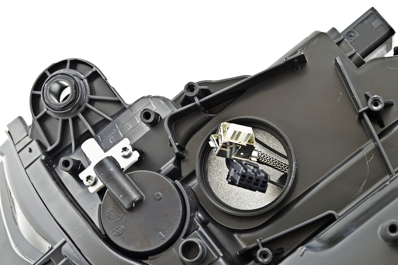 Audi A3 Xenon Lamp - Hella - BI-Xenon - `15-`16