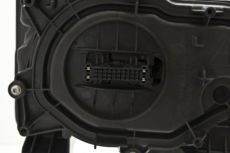 Audi A8 Headlight Assembly - Front - Hella - LED - `15-`16