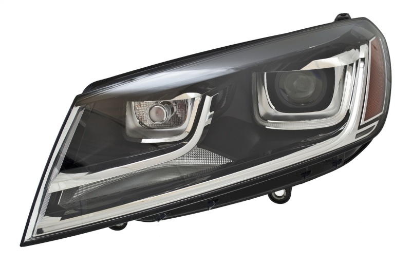 Volkswagen Touareg Headlight - Hella - Xenon - 2015