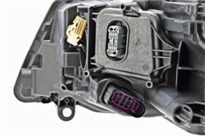 Volkswagen Touareg Xenon Lamp - Hella - 2015