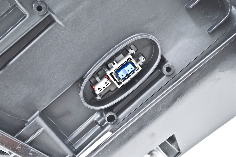 BMW 550i Headlight Assembly - Hella - Bi-Xenon - `08-`10