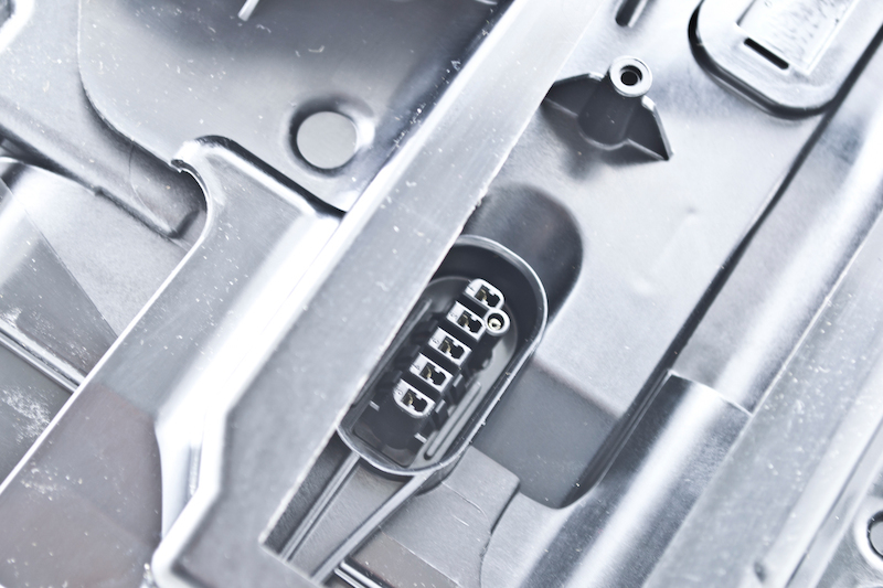 BMW X5 Headlight Assembly - Hella - Xenon - `03-`06