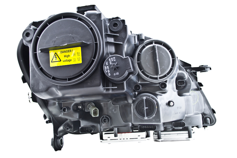 Mercedes-Benz ML63 AMG Headlight Assembly - Hella - OE Replacement - 2007