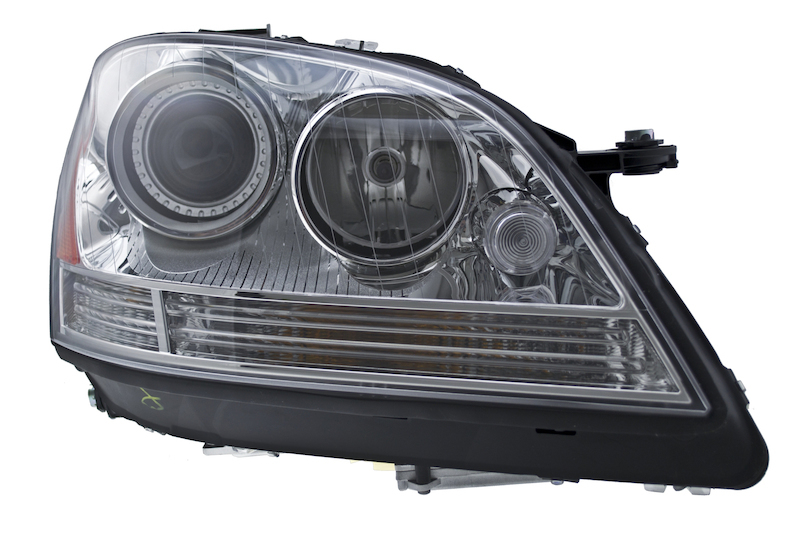 Mercedes-Benz ML320 Headlight Assembly - Hella - T3.25 Halogen Bulb - `06-`07