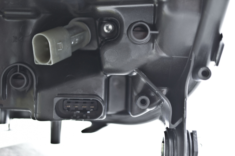 Mercedes-Benz ML450 Headlight Assembly - Hella - HLMP RH BI-XEN W BALLAST - `10-`11