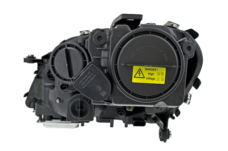 Mercedes-Benz ML63 AMG Headlight Assembly - Front - Hella - Bi-Xenon - `09-`11