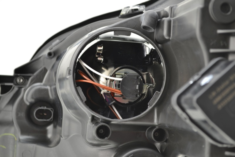 Mercedes-Benz GL320 Headlight Assembly - Hella - 2007