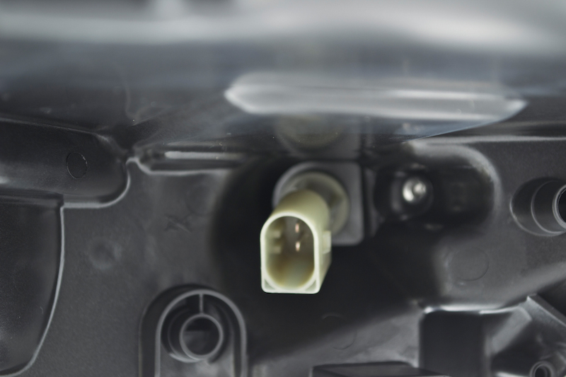 Mercedes-Benz GL550 Headlight Assembly - Front - Hella - Bi-Xenon - `10-`12