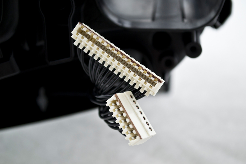 BMW 750i Headlight Assembly - Front - Hella - BI-Xenon - `09-`13