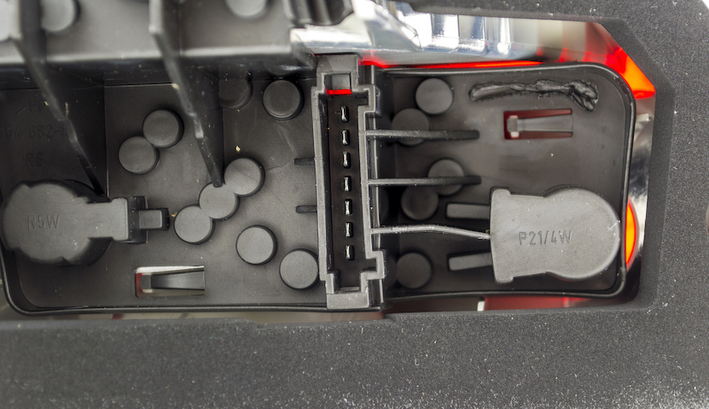 Mercedes-Benz CLK320 Tail Light - Right - Hella - Premium - `03-`05