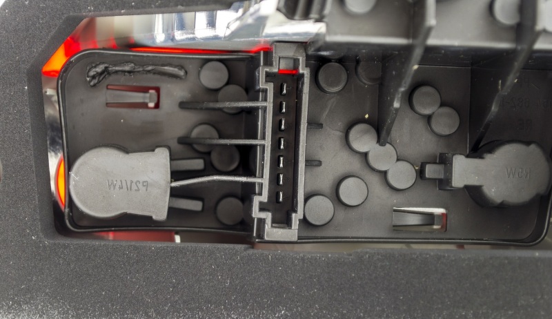 Mercedes-Benz CLK500 Tail Lights - Left - Hella - Combination Rear Lamp - `03-`05