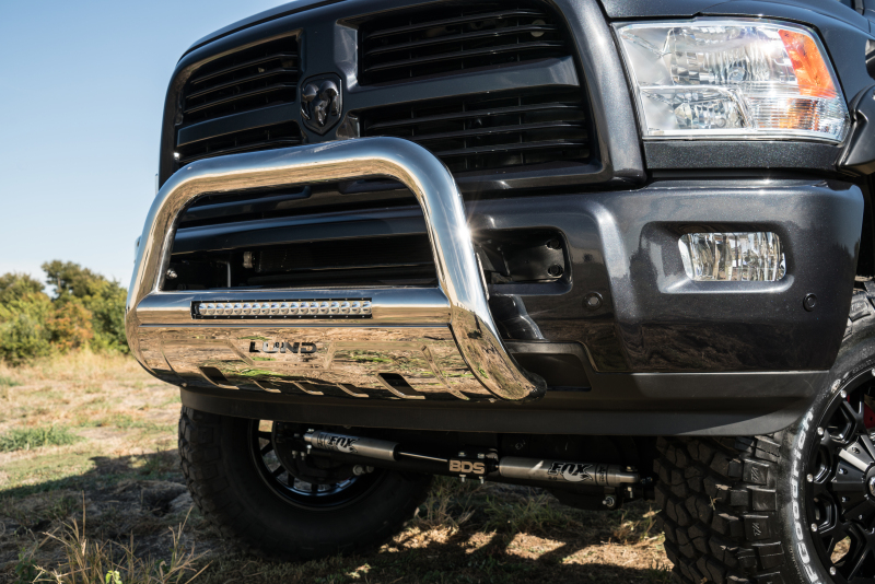 Ram 2500 Bull Bar - LUND - Integrated 20