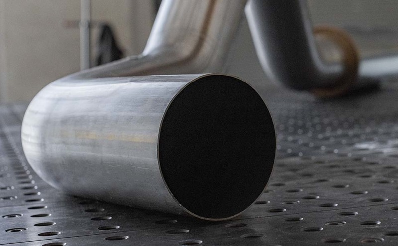 Ford F-350 Super Duty Performance Exhaust - Single Passenger Side Rear Exit - Magnaflow - Turbo Back - `99-`03