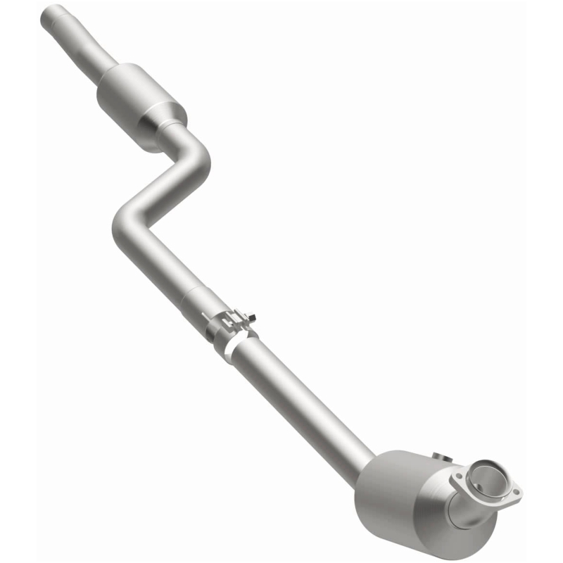 Mercedes-Benz C300 Catalytic Converter - Underbody - Magnaflow - OEM Grade Federal/EPA Compliant Direct-Fit - `10-`11
