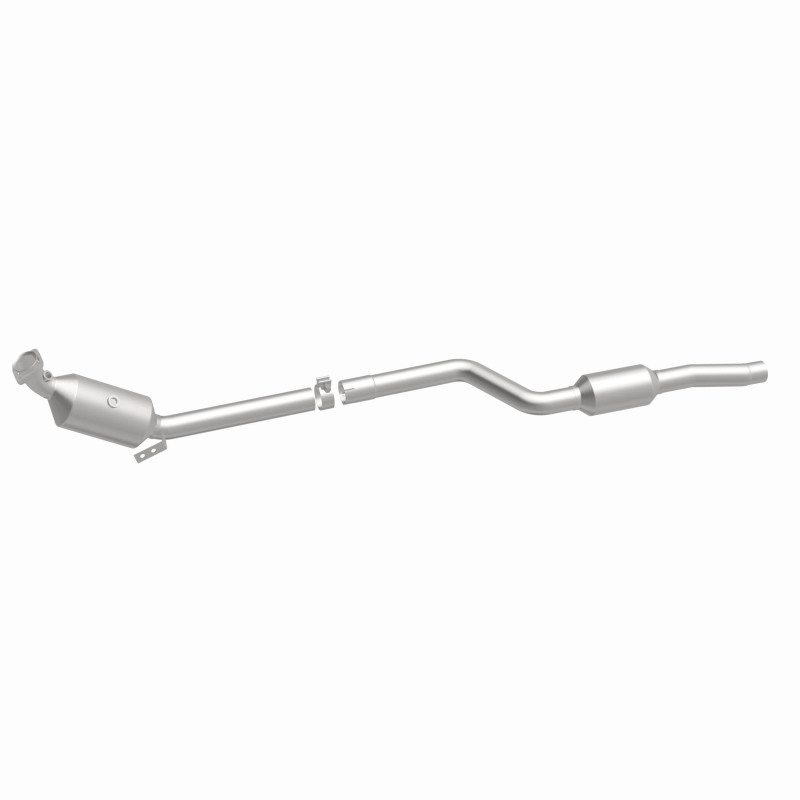 Mercedes-Benz E350 Catalytic Converter - Underbody - Magnaflow - OEM Grade Federal/EPA Compliant Direct-Fit - `10-`11
