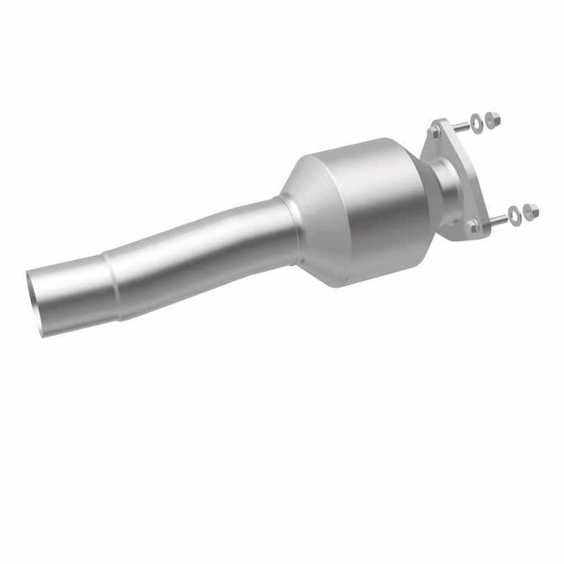 Land Rover Range Rover Evoque Catalytic Converter - Underbody - Magnaflow - OEM Grade Direct-Fit, Federal/EPA Compliant (Underbody) - `12-`13