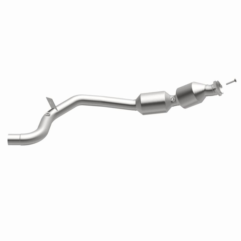 Land Rover Range Rover Sport Catalytic Converter - Underbody - Magnaflow - OEM Grade Direct-Fit, Federal/EPA Compliant, Stainless Steel - `14-`19