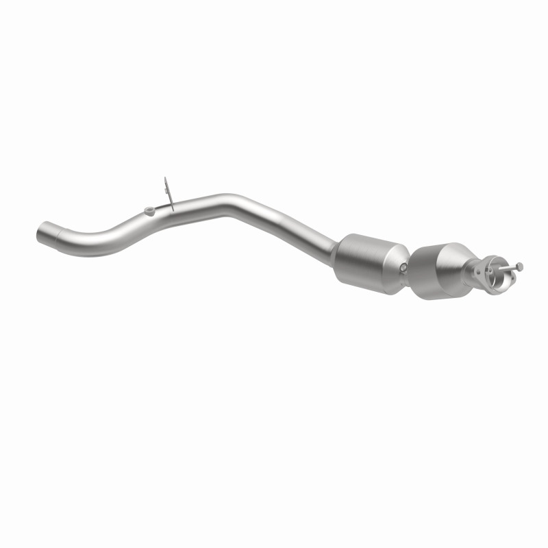 Land Rover Range Rover Sport Catalytic Converter - Underbody - Magnaflow - OEM Grade Direct-Fit, Federal/EPA Compliant, Stainless Steel - `14-`19