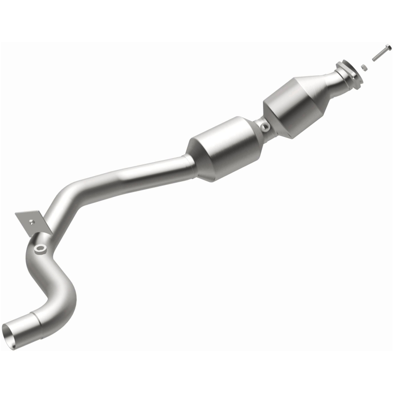 Land Rover Range Rover Sport Catalytic Converter - Underbody - Magnaflow - OEM Grade Direct-Fit, Federal/EPA Compliant, Stainless Steel - `14-`19