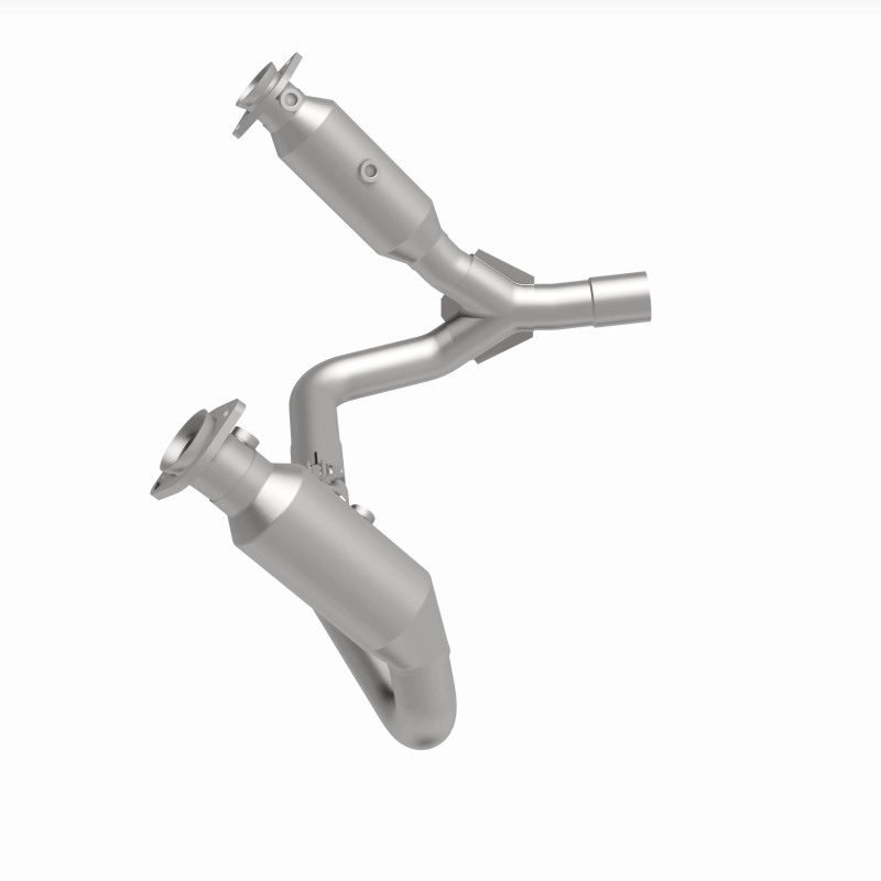 Dodge Dakota Catalytic Converter - Magnaflow - OEM Grade Direct-Fit - `07-`08