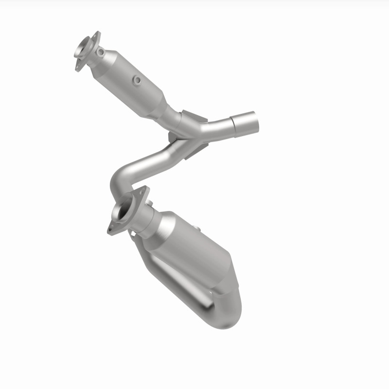 Dodge Dakota Catalytic Converter - Magnaflow - OEM Grade Direct-Fit - `07-`08