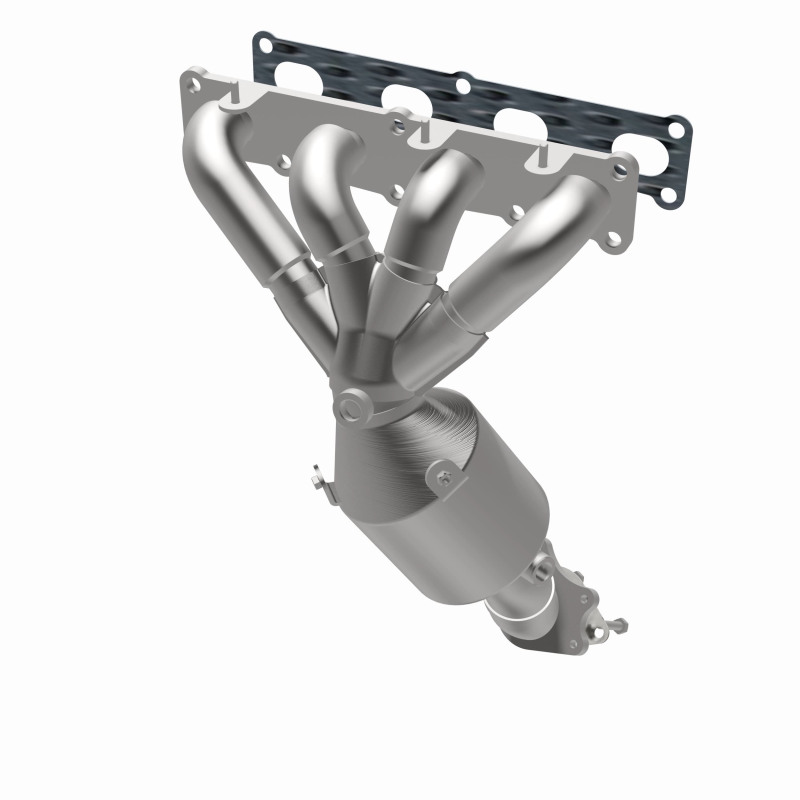 Jeep Cherokee Catalytic Converter - Magnaflow - OEM Grade Direct-Fit Manifold - `14-`17