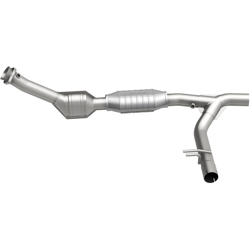 Ford Expedition Catalytic Converter - Magnaflow - HM Grade Direct-Fit - `97-`02